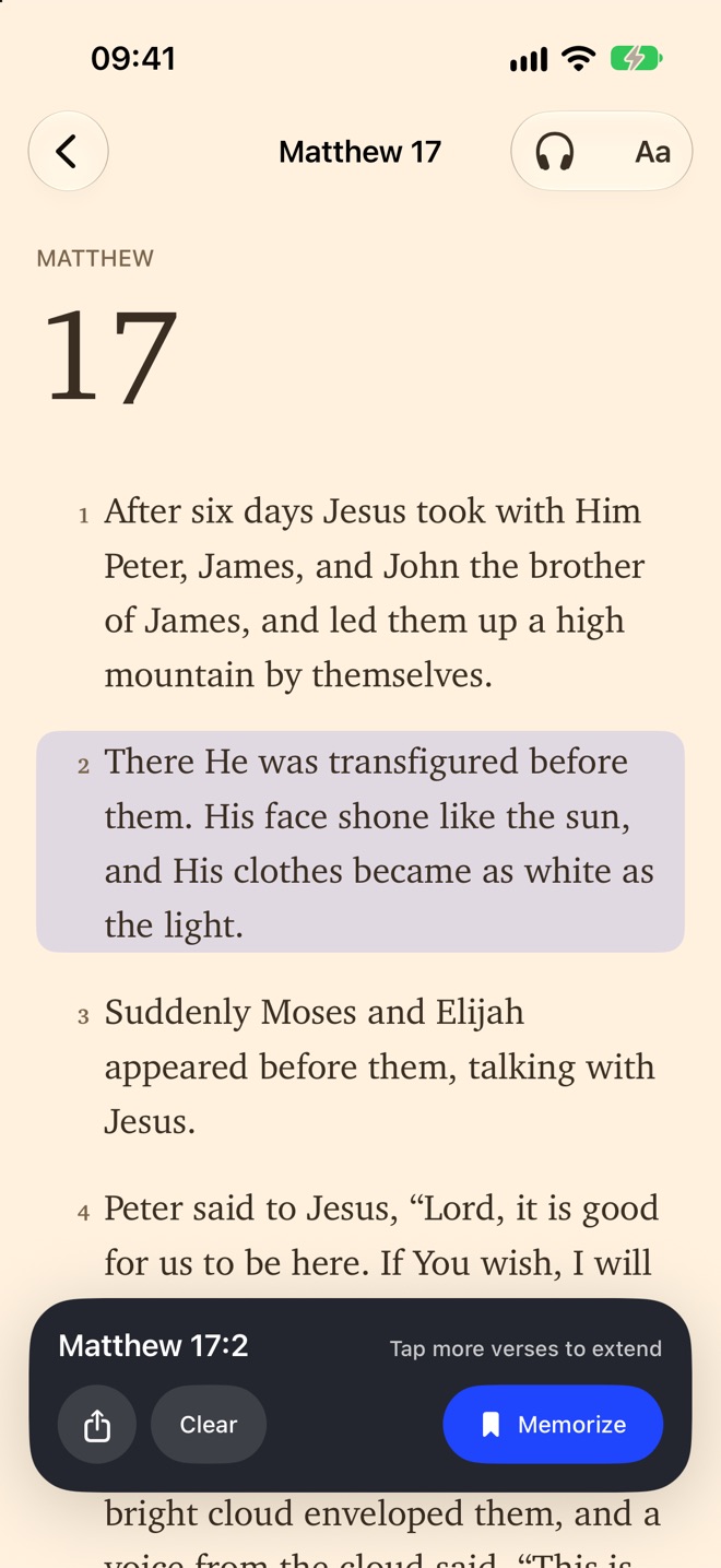 Matthew 17 in the cream reading theme, verse 2 selected with a Memorize button.